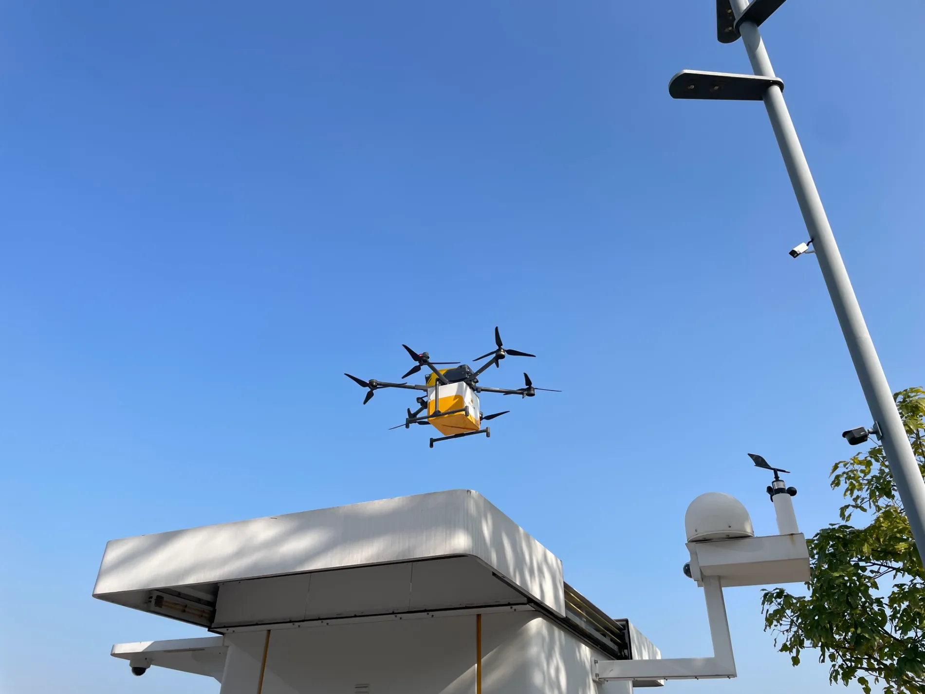 6Drone Food Delivery 1